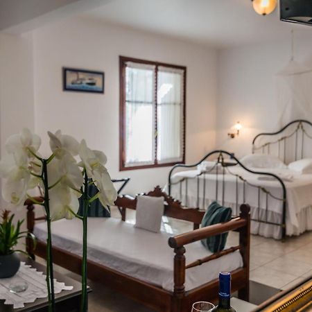 Villa Notos Adamantas  Ngoại thất bức ảnh