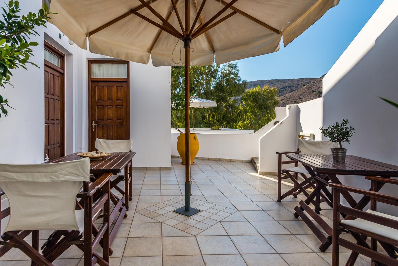 Villa Notos Adamantas  Ngoại thất bức ảnh